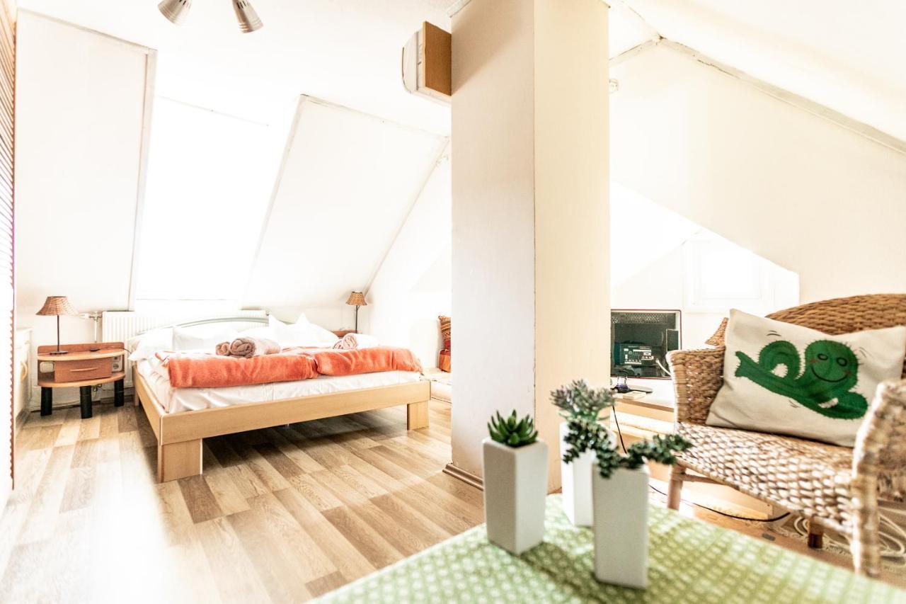 Kaktusz Villa เฮวิซ ภายนอก รูปภาพ